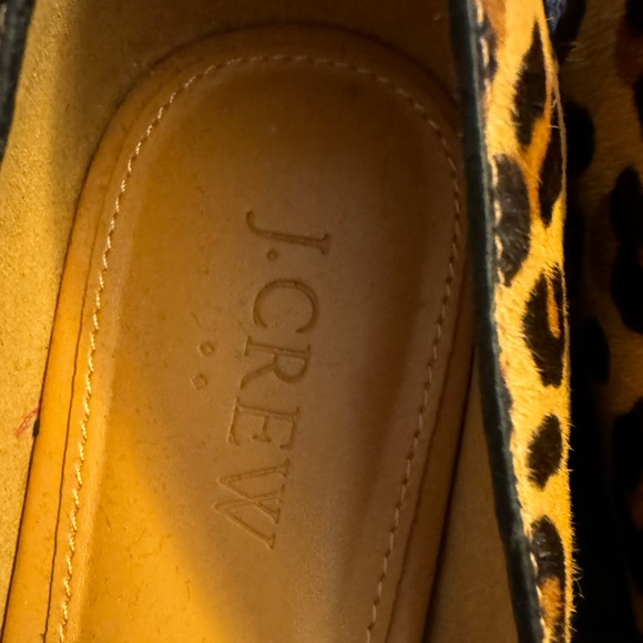 J. Crew Leopard Print Size 9.5 Flat Shoes - Picture 2 of 5